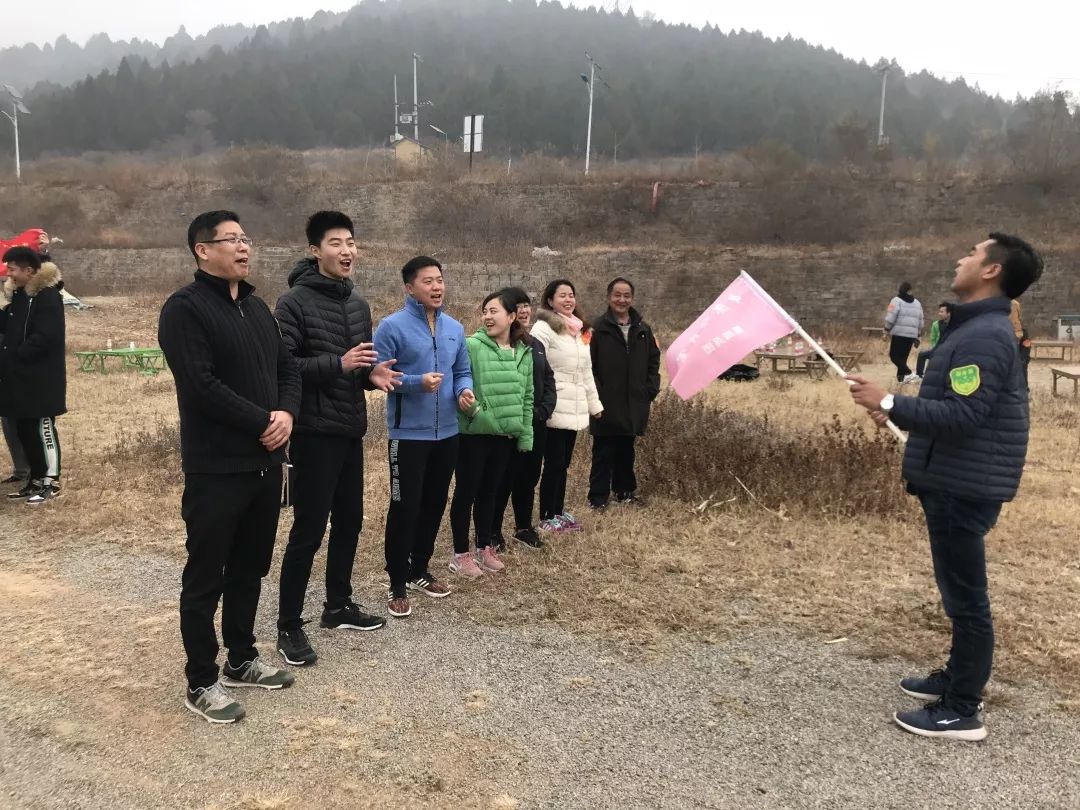 队员合作愈发默契，赢得关键战役
