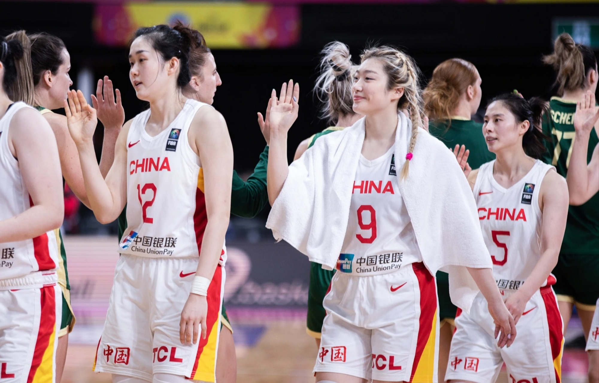 亚洲杯女篮比赛惊现逆转，中国队晋级四强实现壮举的简单介绍